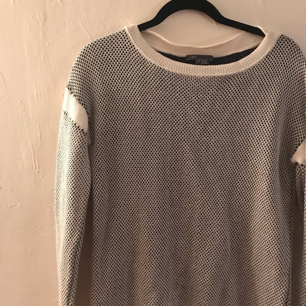 Vince. Knit black white sweater boatneck small